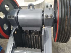 鄂式破碎機(jī)與圓錐破碎機(jī)到底有什么區(qū)別？同樣