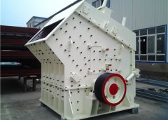 反擊式破碎機(jī)為什么備受青睞,有哪些性能優(yōu)勢？