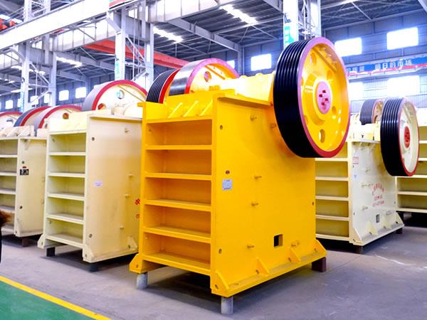 想投資一個(gè)高速路碎石廠，需要購(gòu)買哪些設(shè)備？