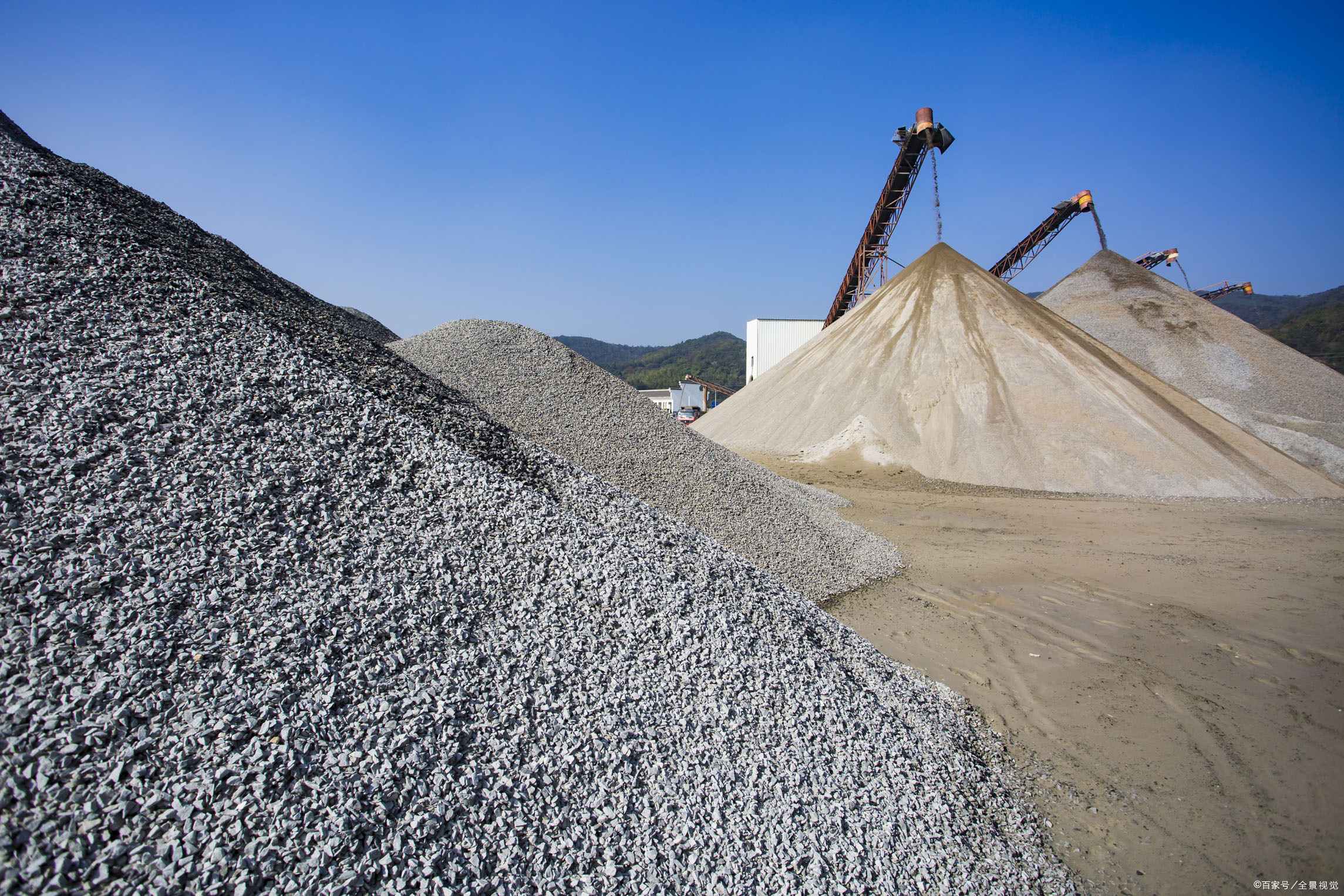 生產(chǎn)機(jī)制砂需要用到哪些制砂設(shè)備