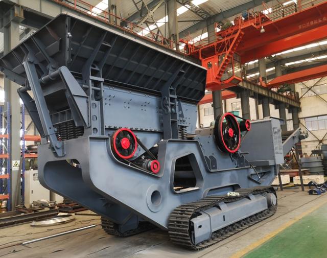 砂石生產(chǎn)線怎么配備適合的制砂設(shè)備？