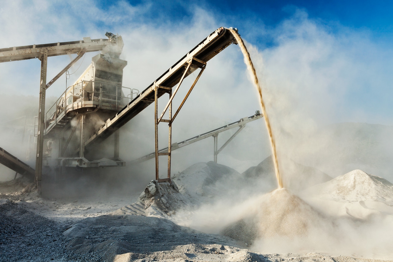 砂石生產(chǎn)線新型制砂機(jī)成套設(shè)備有哪些？