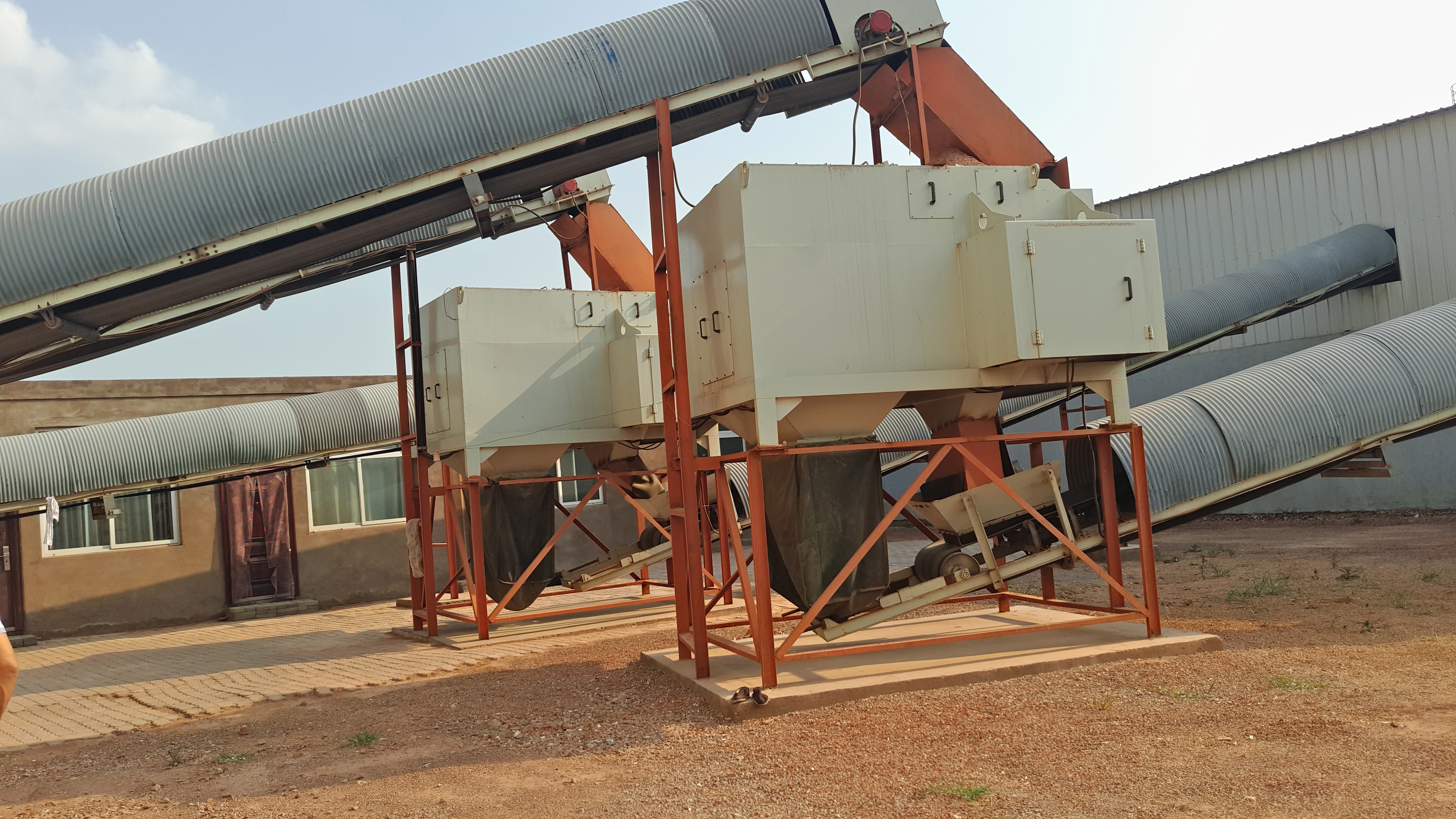 建筑垃圾該用什么樣的破碎機