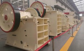 巖石破碎設(shè)備主要有固定式和移動式兩種